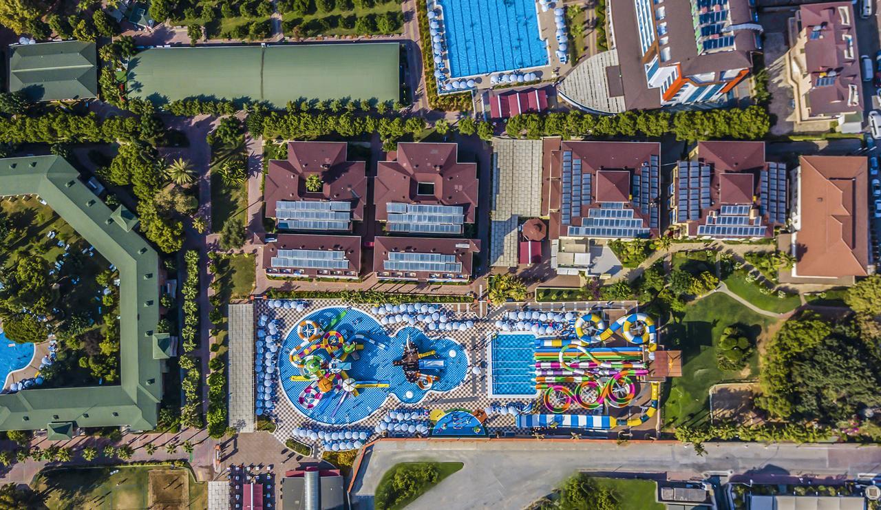 Lonicera World Avsallar Exteriér fotografie